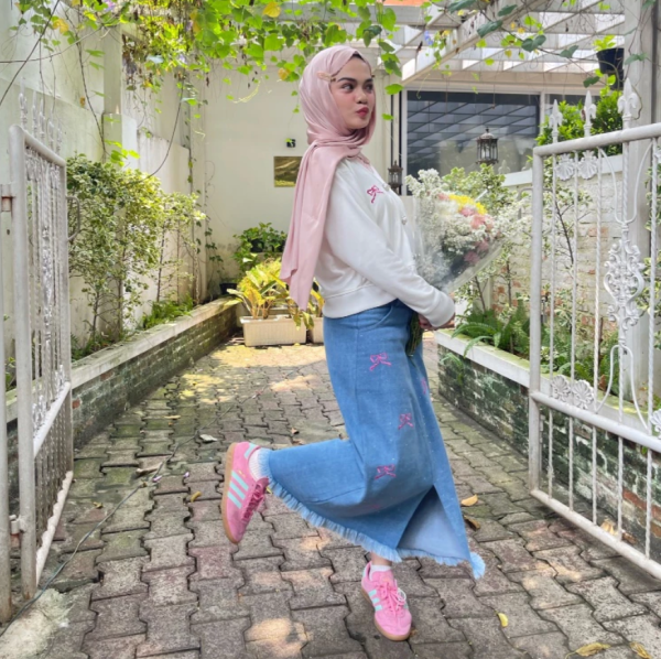 [Kamar Merona] - Hani Denim Skirt - Image 4